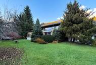 Einfamilienhaus im Zentrum von Neukirchen – 6 Zimmer, großem Garten, Garage &amp; Bürotrakt