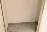 2-Zimmerwohnung mit Loggia in U-Bahn Nähe! (Mietbeginn 01.07.2025)