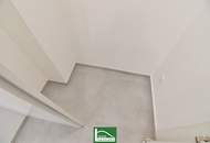 Perfekt aufgeteilte 3 - Zimmer mit Balkon im 6.Liftstock bei der U-Bahn - Erstbezug nach Sanierung inkl. Küche