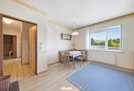 Großes Familienpotenzial in Niederfellabrunn: Gepflegtes Massivhaus mit Traum-Aussicht!