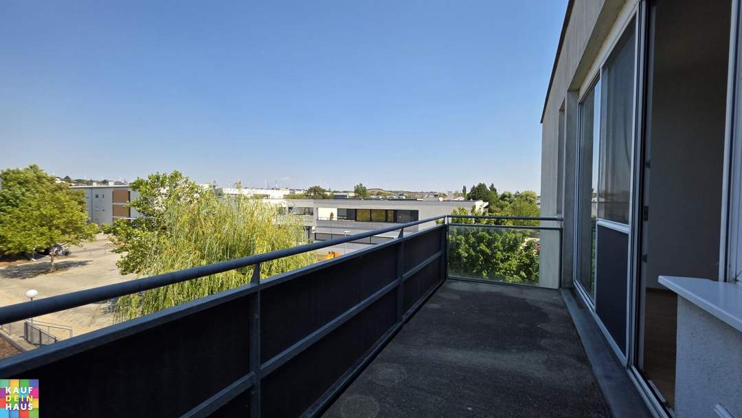 PROVISIONSFREIE 3 ZIMMERWOHNUNG MIT BALKON!