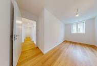 Am Kutschkermarkt | Exklusive 4-Zimmer-Altbauwohnung mit rund 14 m² großer Terrasse und Grünfläche