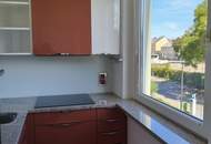 Modernes Wohnen mit Kleinstadt-Charme: Frisch sanierte, lichtdurchflutete elegante Wohnung in Stockerau