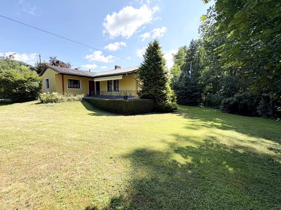 Charmantes Einfamilien-/Wochenendhaus in idyllischer Lage an der Polsenz