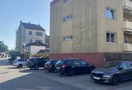Zinshaus/Renditeobjekt Gesamt 18 Wohnungen 12 Garagenplätze