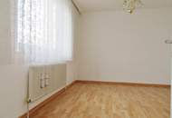 NEU RENOVIERTES 3 ZIMMER APARTMENT MIT LOGGIA