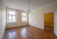 ++NEU++ Sanierungsbedürftige 2-Zimmer ALTBAUWOHNUNG mit Balkon!!