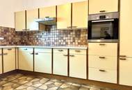 Helle und großzügige Mietwohnung mit zusätzlichem, ca. 100 m² großem, ausgebautem Kellerbereich