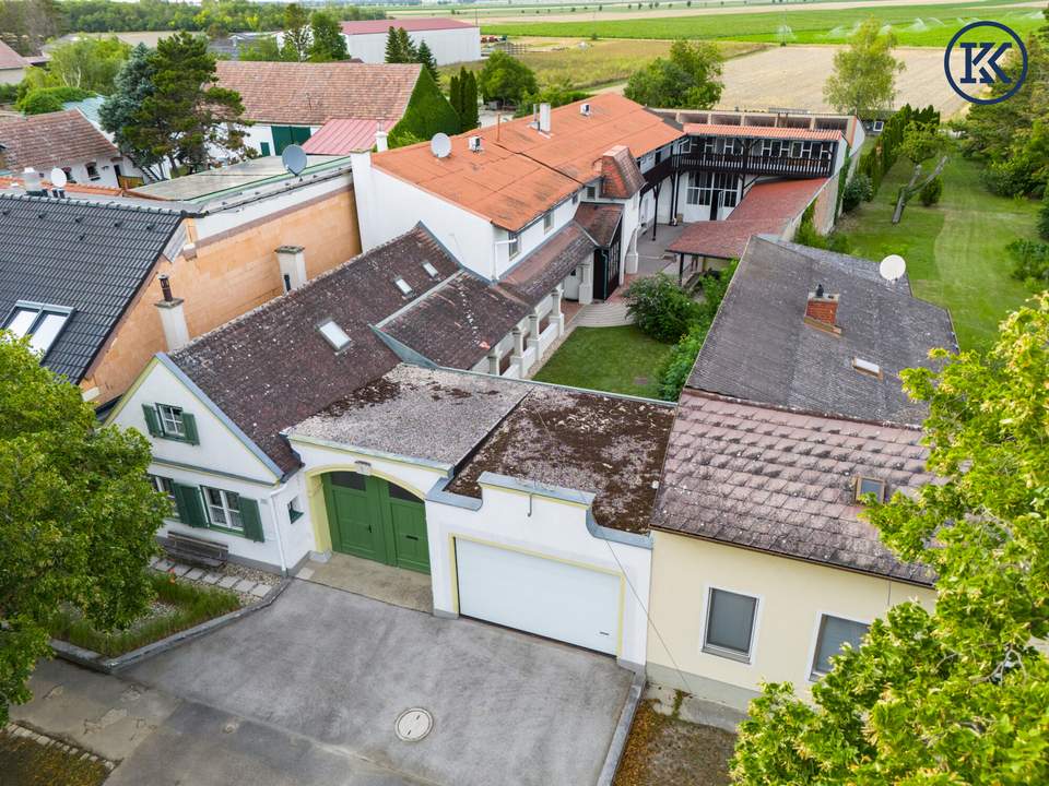 Großzügige Immobilien für ruhiges Wohnen und Gewerbe - Große Lagerhalle + Garten