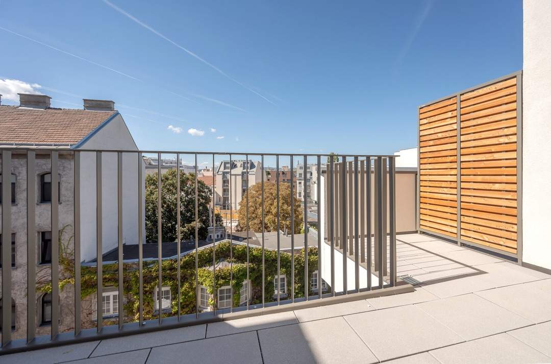 ASG IV-Qualitatives Wohnen in urbaner Lage: fantastischer 2-Zimmer Dachgeschoss-ERSTBEZUG mit BALKON! Provisionsfrei!