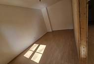 unbefristete 2-Zimmer-Wohnung mit schickem Balkon und Blick ins Grüne