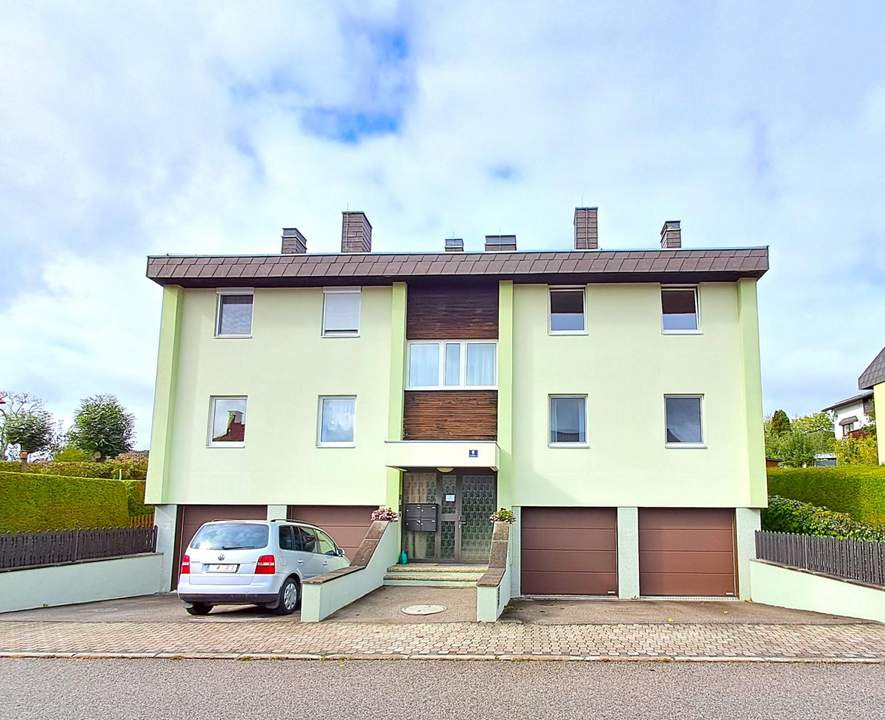 Wohnen in ruhiger Umgebung – 3-Zimmer-Wohnung mit Gartenblick und Garage