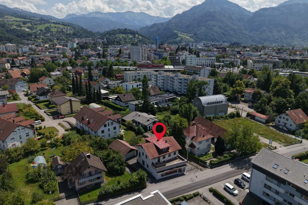 Durchdachtes Wohn- und Geschäftshaus in Dornbirn – 2 Wohnungen & vielseitig nutzbare Geschäftsfläche