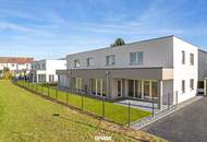 Erstbezug: Moderne Doppelhaushälfte mit Luftwärmepumpe, Garten &amp; 4 KFZ-Plätzen - Top 1