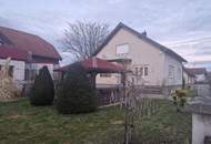 LIEBEVOLLES STADTHAUS MIT HERRLICHEM, RUHIGEN GARTEN SAMT LAUBE UND BESTER INFRASTRUKTUR DER STADT STOCKERAU