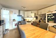 Familienwohnung im 9. Stock beim Gasometer