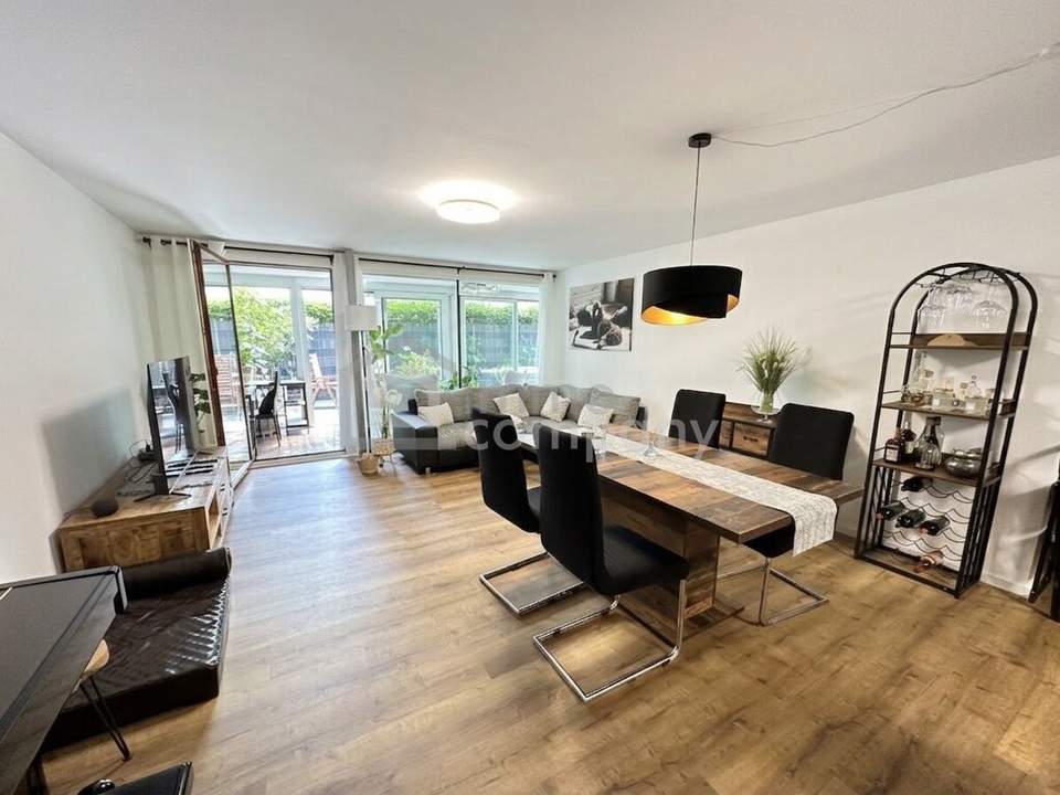 DORNBIRN-Gartenwohnung/Terrassenwohnung, ca. 57 m2 + beheizter, ganzjährig nutzbarer Wintergarten ca. 19 m2, Gesamt-Wohn-NFL ca. 76 m2, Wohnempfinden/Wohlfühl-Atmosphäre wie in einer 3-Zimmer-Wohnung, inkl. 1 TG. + Kellerabteil.