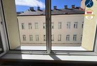 Sonnige zwei Zimmer + Küche | 3. Liftstock | Gute Lage