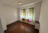 Einfamilienhaus mit großzügiger Halle und viel Potenzial in ruhiger Lage