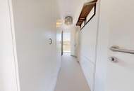 NOTVERKAUF! Schneller Verkauf aus gesundheitlichen Gründen – jetzt diese Gelegenheit ergreifen und gleichzeitig helfen! Grünoase mit Panoramablick: 3-Zimmer-Wohnung mit Süd/West-Dachterrasse!