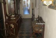 Zum Verkauf wird eine ca. 130 Jahre alte Jugendstilvilla mit 10 Zimmer in Edlitz geboten!