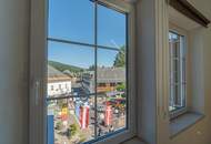 Repräsentative Büro- und Gewerbefläche mit zusätzlicher Wohneinheit im Kernzentrum von Velden