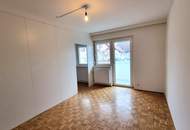 Wohnung mit verglaster Loggia nahe Zentrum