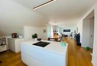 sehr helle und ruhige Dachgeschosswohnung in Hietzinger Bestlage