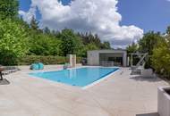 Traumhafte Villa mit Pool und weitläufigem Garten in idyllischer Landschaft