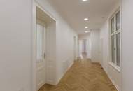 Laurentiusplatz - Erstbezug nach Generalsanierung, zentraler 5 Zimmer Altbau