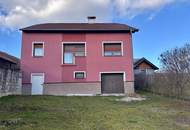 Großzügiges Einfamilienhaus in naturnaher Wohnlage