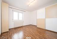 DIETACH | Gepflegte 3-Zimmer-Wohnung mit Loggia und Tiefgaragenstellplatz!
