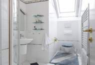 RESIDIEREN BEIM ROTEN BERG II GARAGE II SAUNA II NEUE PV-ANLAGE II 6 ZIMMER II 4 BÄDER II 54m² WOHNZIMMER MIT KAMIN II 2 TERRASSEN II BALKON II GARTEN II GROSSER KELLER