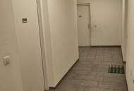 PROVISIONSFREIE 2- ZIMMERWOHNUNG mit LOGGIA