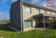 Modernes Plus-Energie-Reihenhaus in Massivholzbauweise