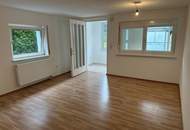 Helle und großzügige Mietwohnung mit zusätzlichem, ca. 100 m² großem, ausgebautem Kellerbereich