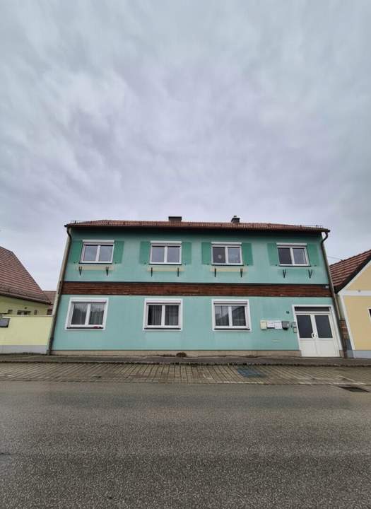 Charmante Eigentumswohnung mit Terrasse in Peisching – gepflegt, top Preis, 129.000 €