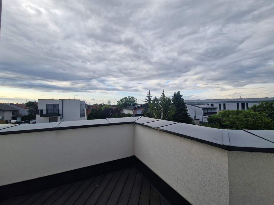 EINMALIGE CHANCE: TRAUMHAFTE PENTOUSEWOHNUNG MIT HERRLICHER TERRASSE & BALKON IN BEGEHRTER WOHNLAGE IM ERSTBEZUG MIT MÖGLICHKEIT AUF TIEFGARAGENPARKPLATZ