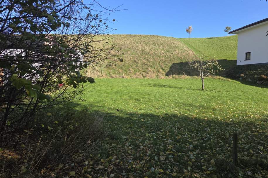 Sonniges Baugrundstück in attraktiver Lage, Grund und Boden-kauf, 349.000,€, 4663 Gmunden