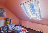 Sanierungsbedürftiges Schmuckstück - Ein Zuhause mit Charme, Licht und Möglichkeiten