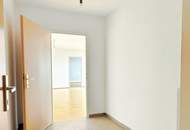 Super Raumaufteilung: 4 Zimmer DG-Wohnung mit Terrasse