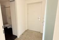 WUNDERSCHÖNE und SONNIGE 2 Zimmer Wohnung mit BALKON in 1160!