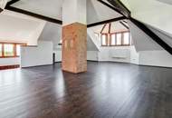 Grüne Oase in Prestige-Lage, Stilvilla mit ca. 1.600 m² Grund, Gästehaus, 2 Garagen und großem Pool