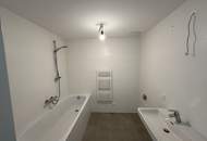 MARINA TOWER - Exklusive 4-Zimmer-Wohnung mit Loggia und sonnigem Balkon