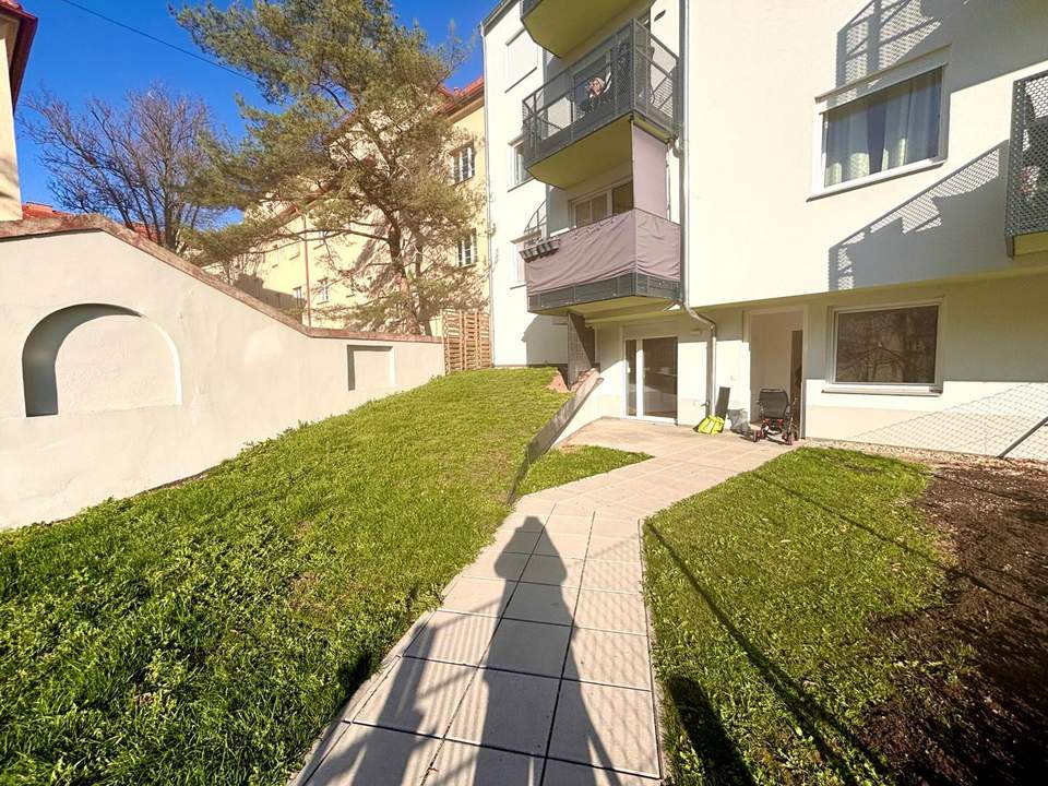 Moderne 3-Zimmer Gartenwohnung in unmittelbarer Nähe zur SCN
