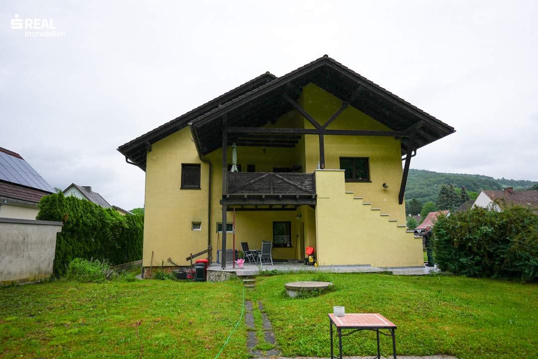 gerichtliche Zwangsversteigerung; Zweifamilienhaus in Göblasbruck
