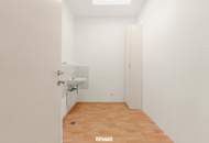 Modernes Wohnen: Helle 4-Zimmer-Wohnung mit weitläufiger Dachterrasse nahe dem Zentrum