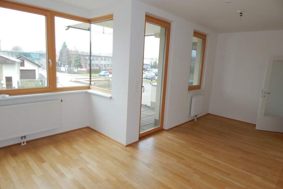 "PROVISIONSFREI" Helle und ruhige Terrassenwohnung mit Tiefgaragenplatz, Wohnung-kauf, 194.200,€, 2020 Hollabrunn