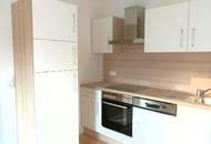 Perfekte Single-Wohnung mit Küche + PKW-Abstellplatz - PROVISIONSFREI