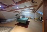 VIEL PLATZ BIETET DIESES HOCHWERTIGE WOHNJUWEL IN AUSGEZEICHNETER WOHNLAGE MIT INDOORPOOL, SAUNA, TRAUMHAFTEM WINTERGARTEN UND HERRLICHEM GARTEN SAMT ALTBAUMBESTAND